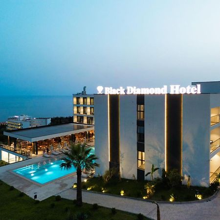 Black Diamond Hotel Dhërmi Kültér fotó
