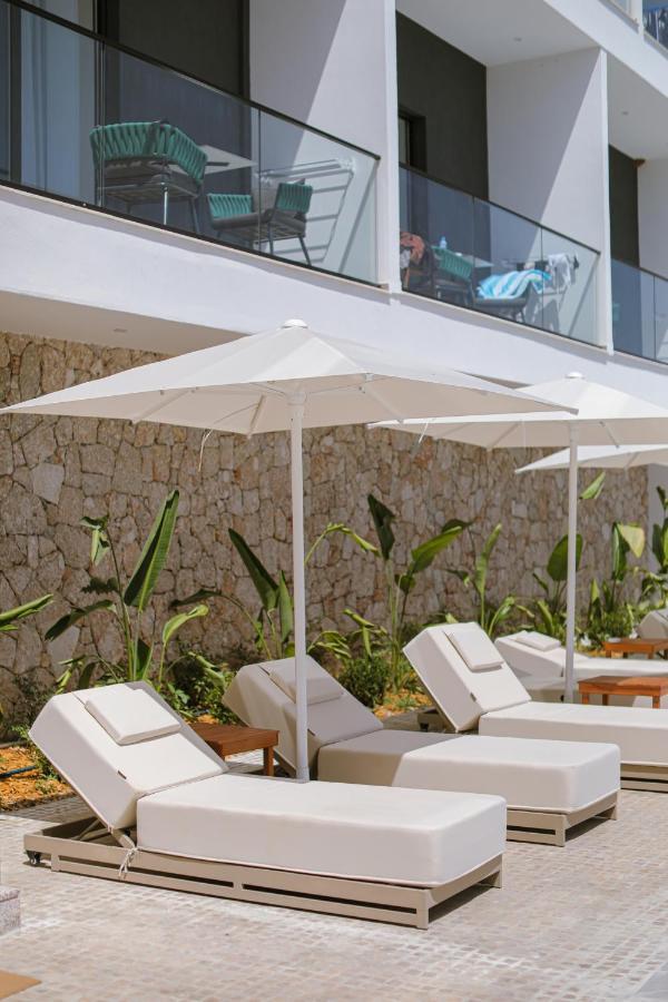 Black Diamond Hotel Dhërmi Kültér fotó