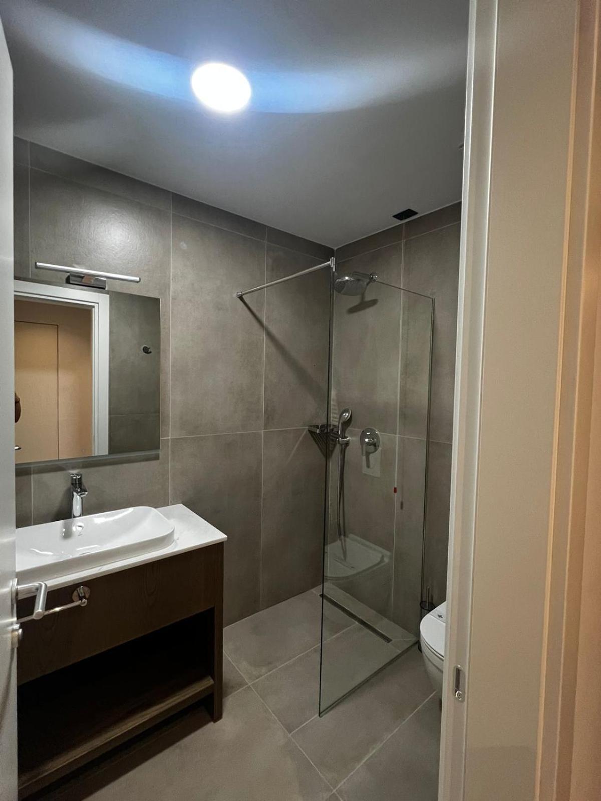 Black Diamond Hotel Dhërmi Kültér fotó